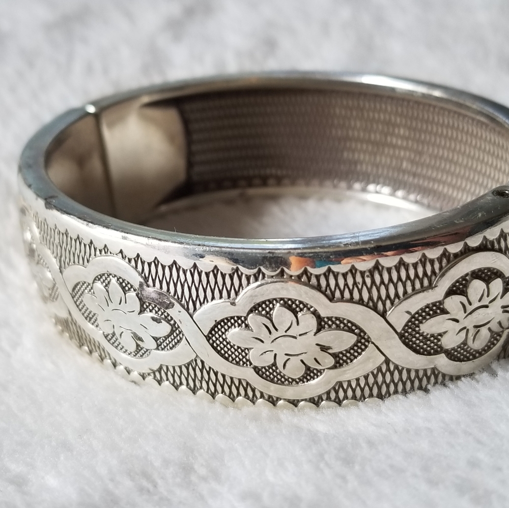 Brighton Cuff Hinged Bracelet - image 3